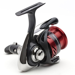 Daiwa Ninja LT 23 3000 C XH Spin Olta Makinesi - 4